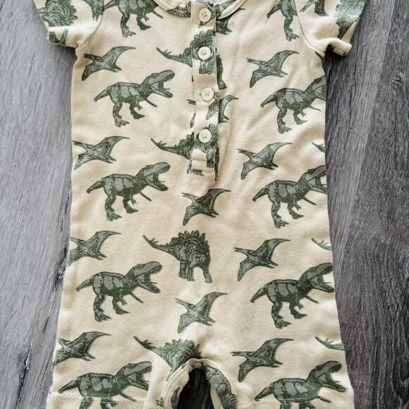 Kate Quinn 100% Organic Cotton Green Dinosaurs 12-18 Months EUC - Picture 1 of 3